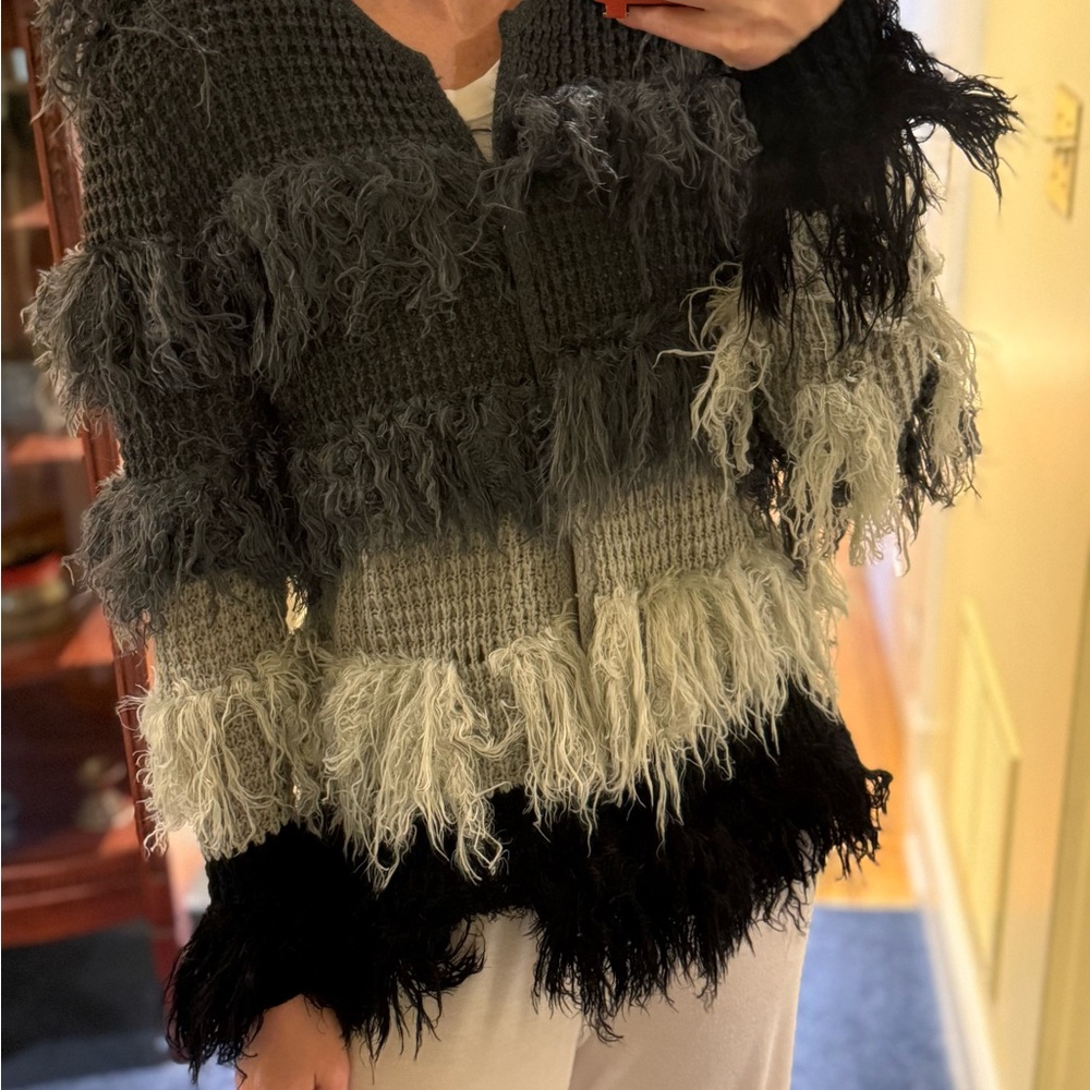 Chic Fringe Knit Sweater - Black and Gray